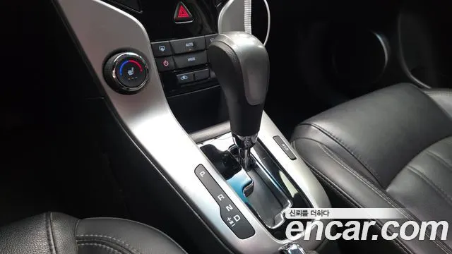 CHEVROLET AMAZING NEW CRUZE 2015 — 175 735 км, чёрный, Корея — под ключ — фото 9