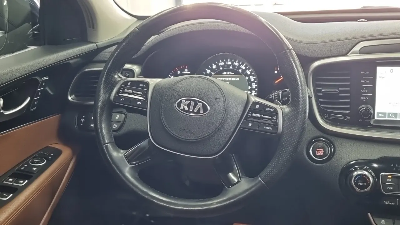 KIA SORENTO 2019 — 142 830 км, синий, Корея — под ключ — фото 8