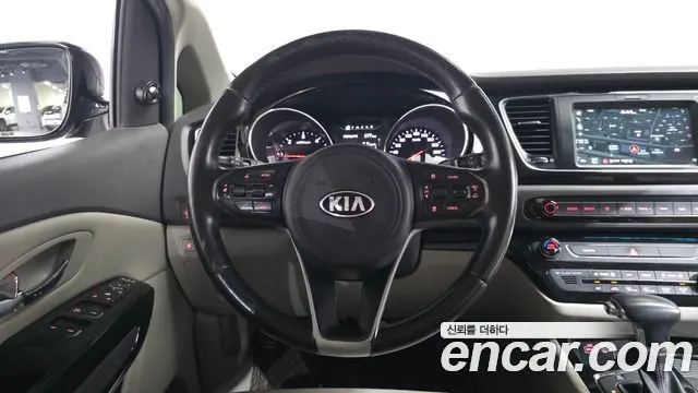 KIA CARNIVAL 2018 — 123 782 км, чёрный, Корея — под ключ — фото 12