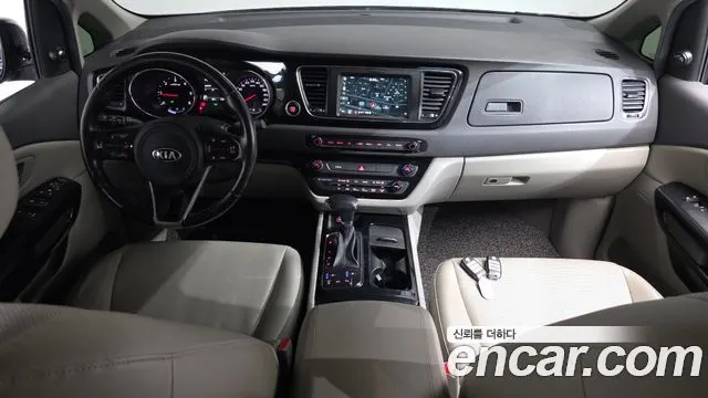 KIA CARNIVAL 2018 — 123 782 км, чёрный, Корея — под ключ — фото 7