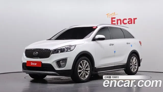 KIA SORENTO 2015 — 116 276 км, белый, Корея — под ключ — фото 1