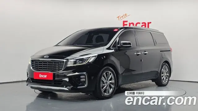 KIA CARNIVAL 2019 — 157 444 км, чёрный, Корея — под ключ — фото 1