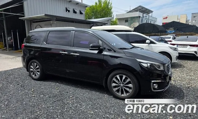 KIA CARNIVAL 2017 — 266 573 км, чёрный, Корея — под ключ — фото 2