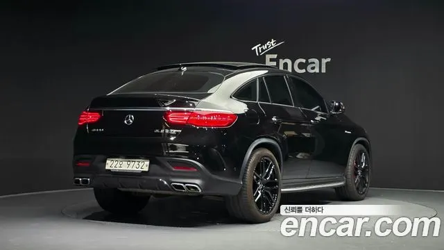 MERCEDES-BENZ GLE-CLASS W166 2017 — 59 702 км, чёрный, Корея — под ключ — фото 2