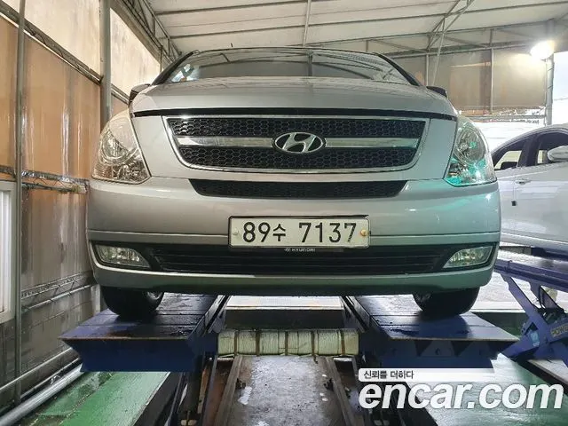 HYUNDAI GRAND STAREX 2013 — 166 549 км, серебристо-серый, Корея — под ключ — фото 6