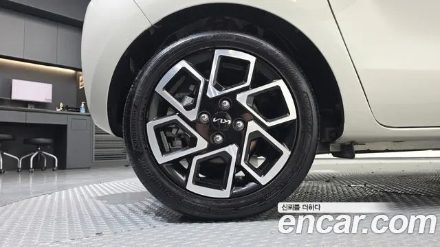 KIA KIA RAY 2025 — 14 411 км, белый-перламутр, Корея — под ключ — фото 5