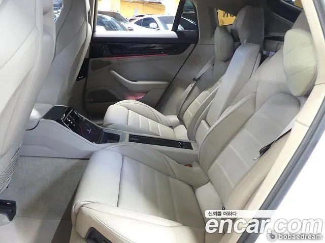 PORSCHE PANAMERA 2024 — 26 000 км, белый, Корея — под ключ — фото 10