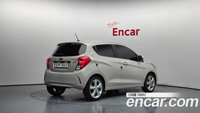 CHEVROLET SPARK 2018 — 72 734 км, белый-перламутр, Корея — под ключ — фото 2