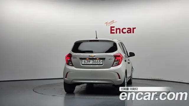 CHEVROLET SPARK 2018 — 72 734 км, белый-перламутр, Корея — под ключ — фото 4