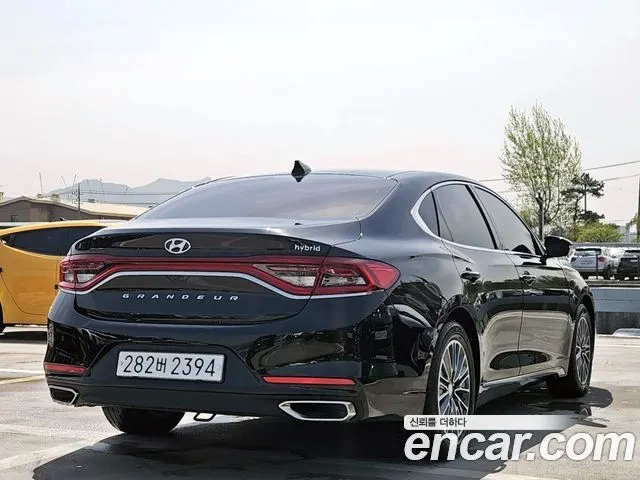 HYUNDAI GRANDEUR HYBRID 2019 — 151 800 км, чёрный, Корея — под ключ — фото 6