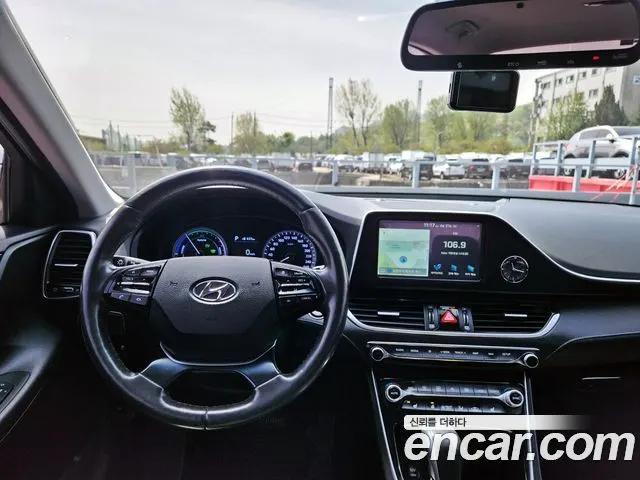 HYUNDAI GRANDEUR HYBRID 2019 — 151 800 км, чёрный, Корея — под ключ — фото 9