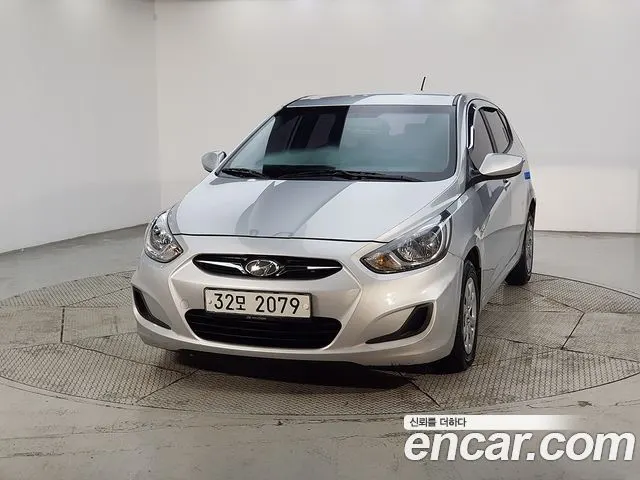 HYUNDAI ACCENT 2014 — 119 000 км, серебристый, Корея — под ключ — фото 11