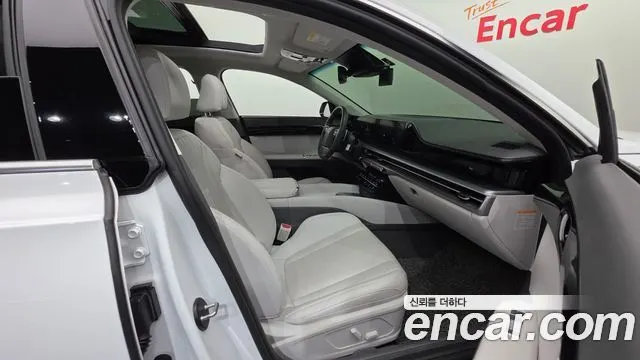 HYUNDAI GRANDEUR HYBRID 2023 — 68 634 км, белый, Корея — под ключ — фото 10