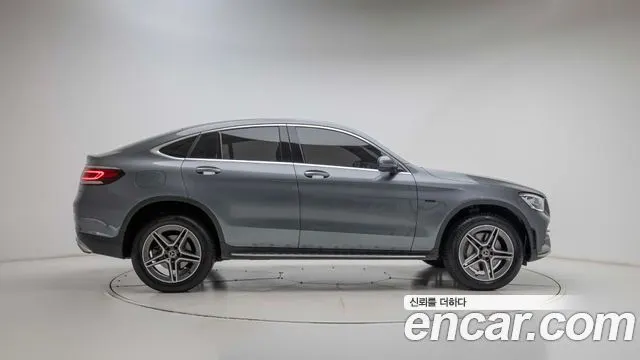 MERCEDES-BENZ GLC-CLASS X253 2021 — 50 189 км, серебристо-серый, Корея — под ключ — фото 9