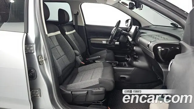 CITROEN C4 2019 — 75 502 км, серебристо-серый, Корея — под ключ — фото 10