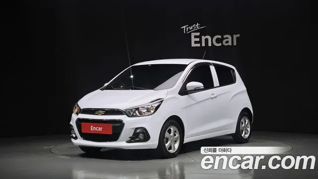 CHEVROLET SPARK 2017 — 111 124 км, белый, Корея — под ключ — фото 1