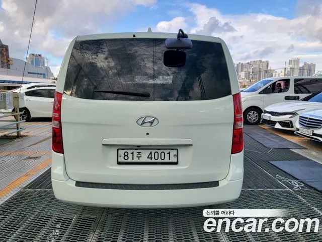 HYUNDAI GRAND STAREX 2021 — 66 779 км, белый, Корея — под ключ — фото 5