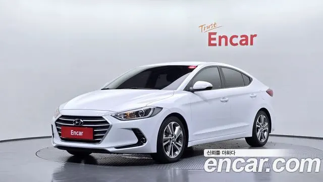HYUNDAI AVANTE 2018 — 116 009 км, белый, Корея — под ключ — фото 1