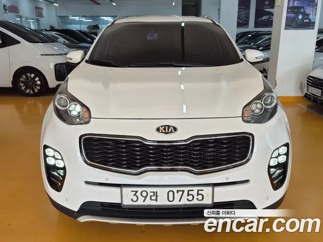 KIA SPORTAGE 2016 — 101 954 км, белый, Корея — под ключ — фото 3