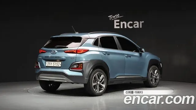 HYUNDAI KONA 2018 — 93 546 км, голубой, Корея — под ключ — фото 2