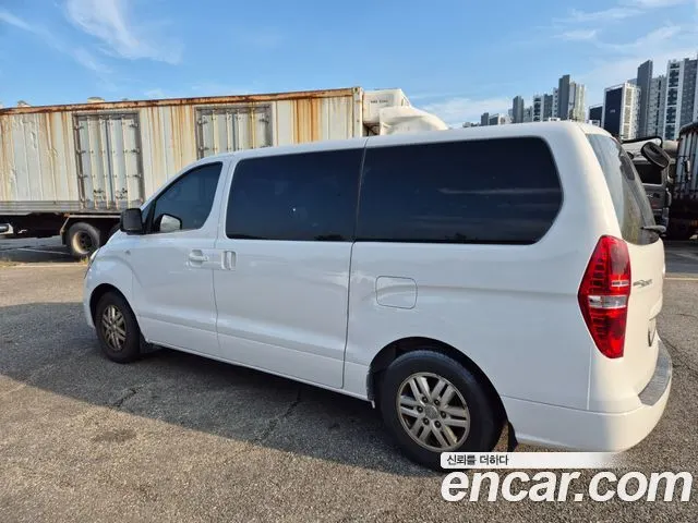 HYUNDAI GRAND STAREX 2018 — 143 721 км, белый, Корея — под ключ — фото 4
