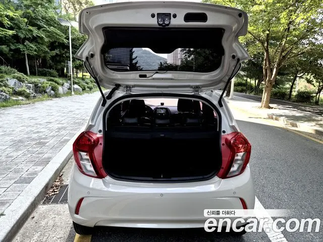 CHEVROLET SPARK 2017 — 100 610 км, белый-перламутр, Корея — под ключ — фото 9