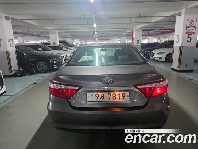 TOYOTA CAMRY 2015 — 212 000 км, серый, Корея — под ключ — фото 4