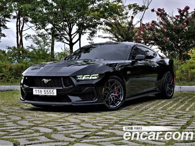 FORD MUSTANG 2025 — 13 300 км, чёрный, Корея — под ключ — фото 1