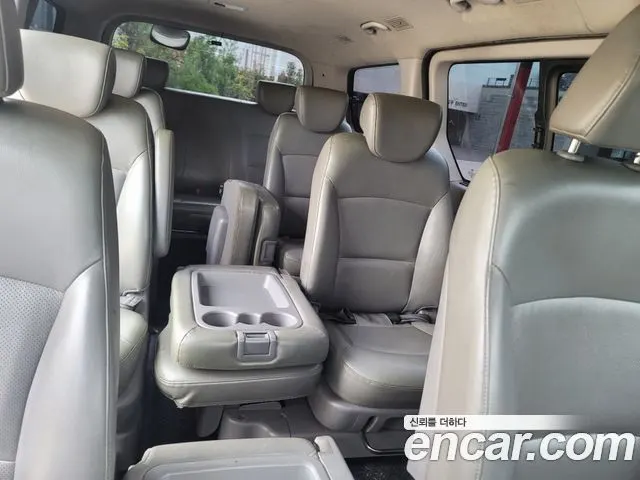 HYUNDAI GRAND STAREX 2015 — 178 000 км, чёрный, Корея — под ключ — фото 4