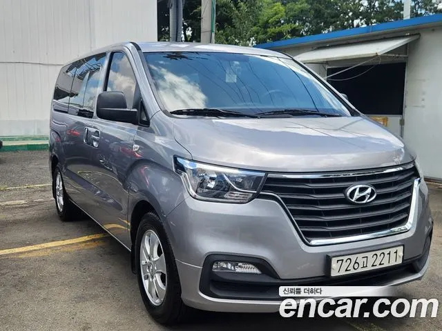 HYUNDAI GRAND STAREX 2019 — 93 042 км, серебристо-серый, Корея — под ключ — фото 2