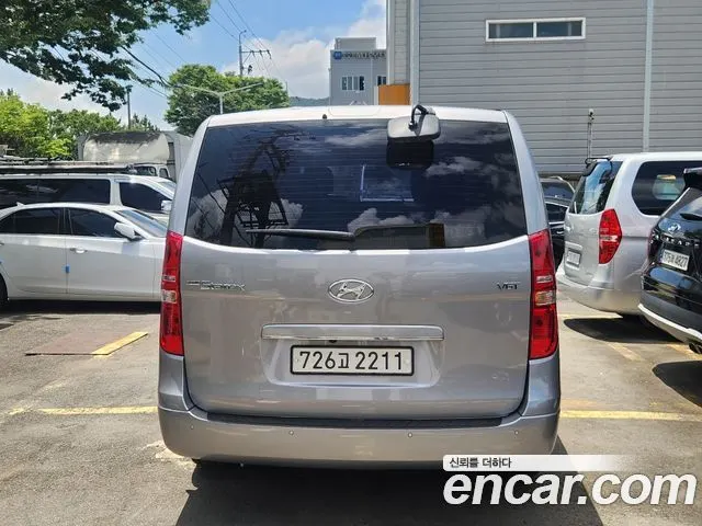 HYUNDAI GRAND STAREX 2019 — 93 042 км, серебристо-серый, Корея — под ключ — фото 4
