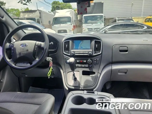 HYUNDAI GRAND STAREX 2019 — 93 042 км, серебристо-серый, Корея — под ключ — фото 10