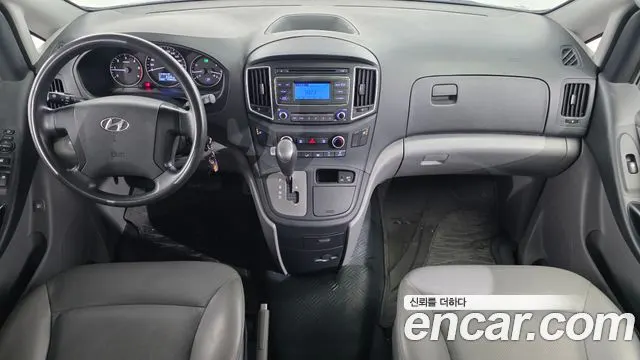 HYUNDAI GRAND STAREX 2017 — 97 869 км, серебристый, Корея — под ключ — фото 7