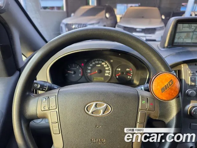 HYUNDAI GRAND STAREX 2012 — 430 000 км, серебристый, Корея — под ключ — фото 8