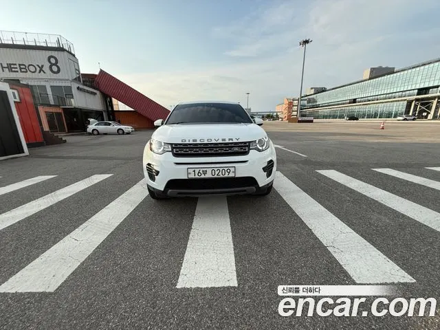 LAND ROVER DISCOVERY SPORT 2016 — 84 321 км, белый, Корея — под ключ — фото 1