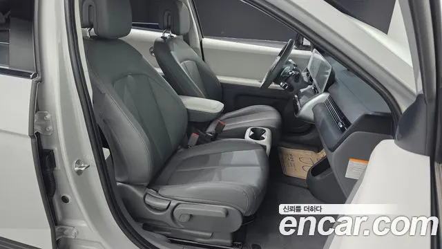 HYUNDAI IONIQ 5 2023 — 152 579 км, серебристо-серый, Корея — под ключ — фото 11