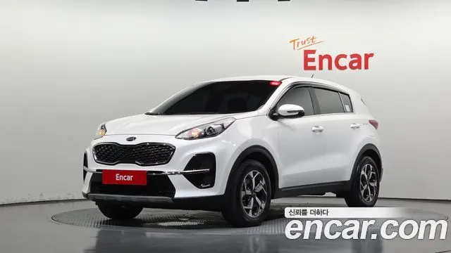 KIA SPORTAGE THE BOLD 2019 — 105 350 км, белый, Корея — под ключ — фото 1