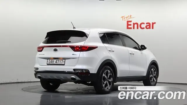 KIA SPORTAGE THE BOLD 2019 — 105 350 км, белый, Корея — под ключ — фото 2
