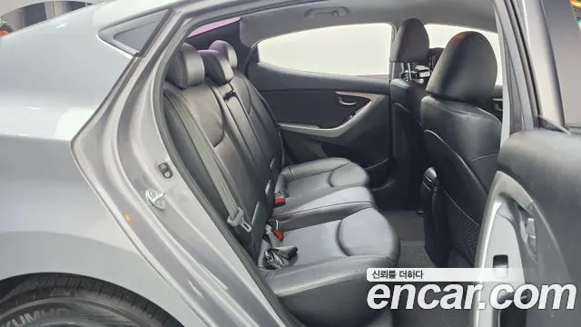 HYUNDAI AVANTE 2012 — 100 250 км, серебристо-серый, Корея — под ключ — фото 11
