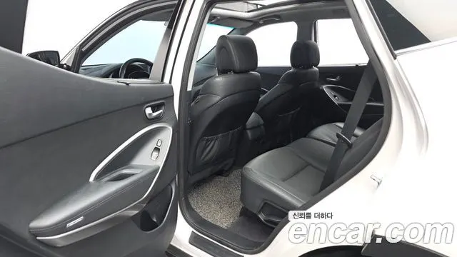 HYUNDAI SANTA FE 2016 — 158 968 км, белый, Корея — под ключ — фото 12