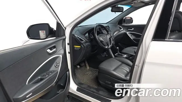 HYUNDAI SANTA FE 2016 — 158 968 км, белый, Корея — под ключ — фото 10
