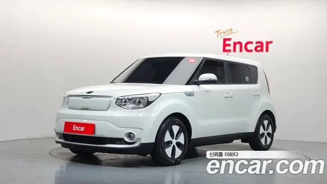 KIA SOUL 2018 — 96 791 км, белый, Корея — под ключ — фото 1