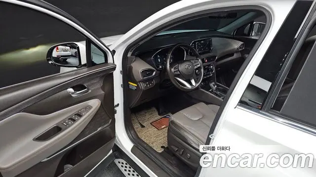 HYUNDAI SANTA FE 2019 — 127 709 км, белый, Корея — под ключ — фото 11