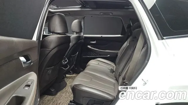 HYUNDAI SANTA FE 2019 — 127 709 км, белый, Корея — под ключ — фото 12