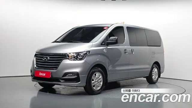 HYUNDAI GRAND STAREX — из Кореи под ключ