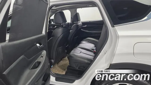 HYUNDAI SANTA FE 2019 — 87 001 км, белый, Корея — под ключ — фото 11