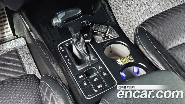 KIA SORENTO 2018 — 181 126 км, белый, Корея — под ключ — фото 9