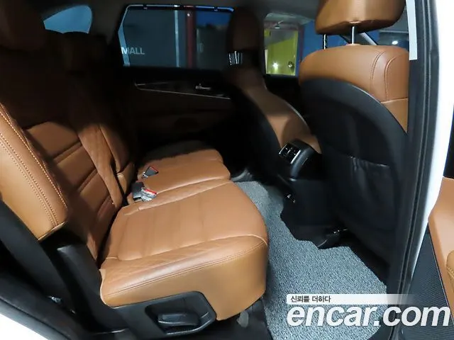 KIA SORENTO 2019 — 109 723 км, белый, Корея — под ключ — фото 9
