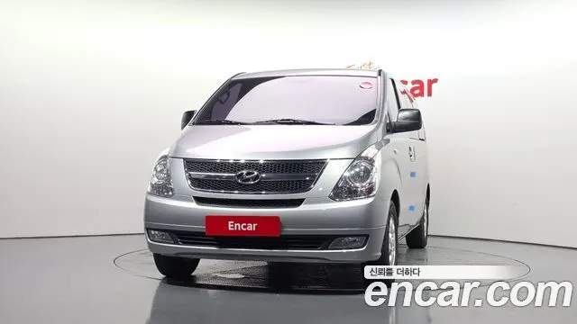HYUNDAI GRAND STAREX 2015 — 157 233 км, серебристый, Корея — под ключ — фото 3