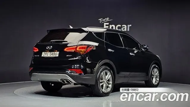 HYUNDAI SANTA FE 2017 — 180 592 км, чёрный, Корея — под ключ — фото 2